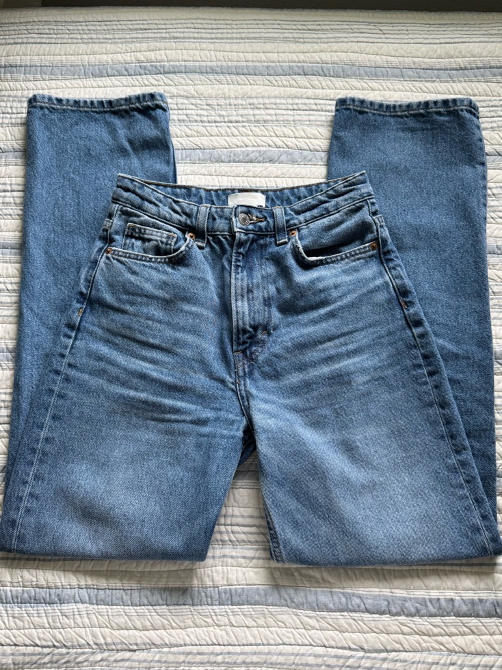 H&M Wide Leg Jeans size 4 - Medium Blue Denim